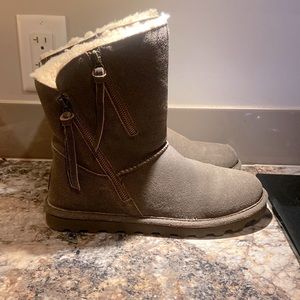 Brand new condition Bear Paw boots